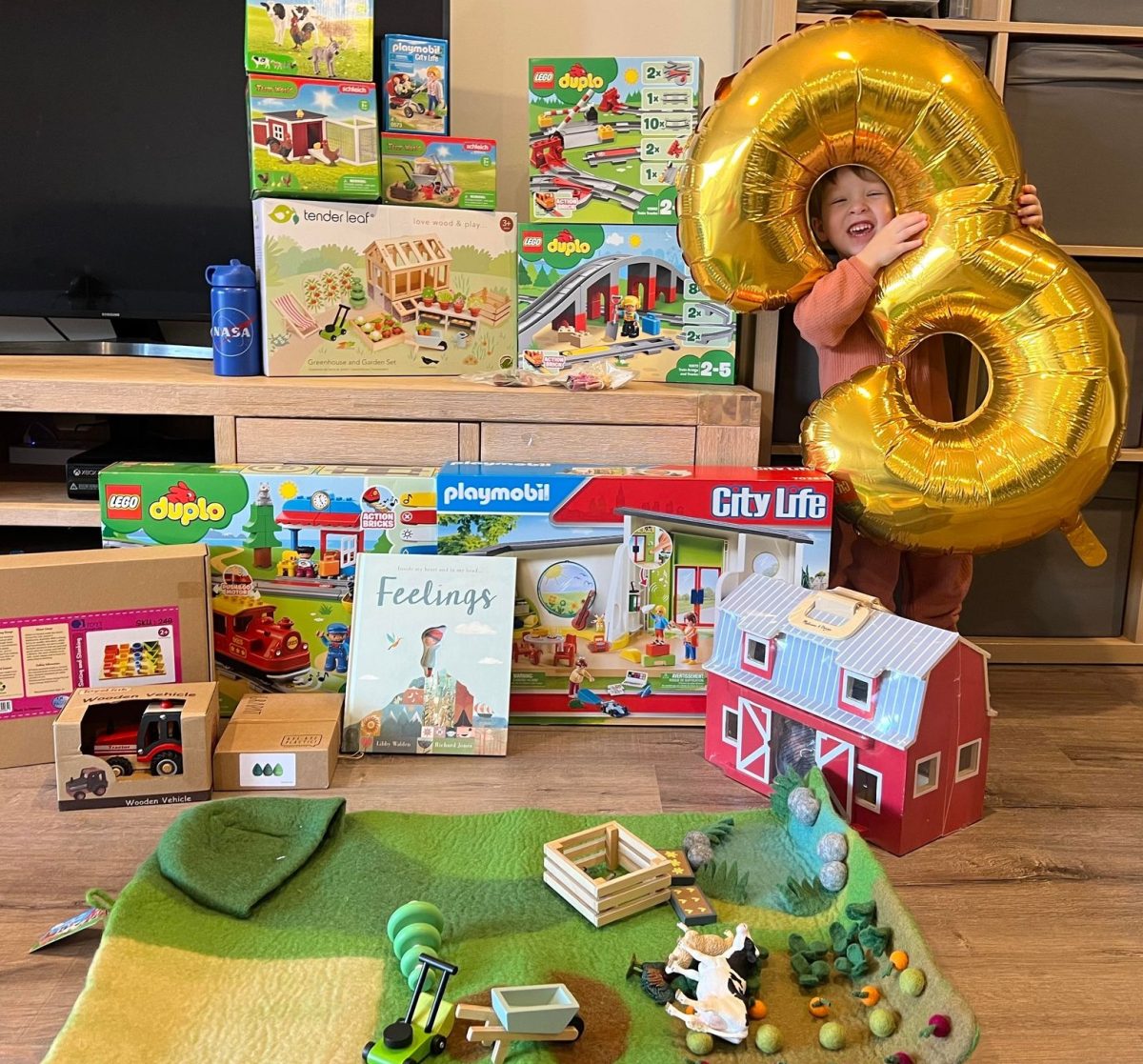 charlie birthday presents 2024