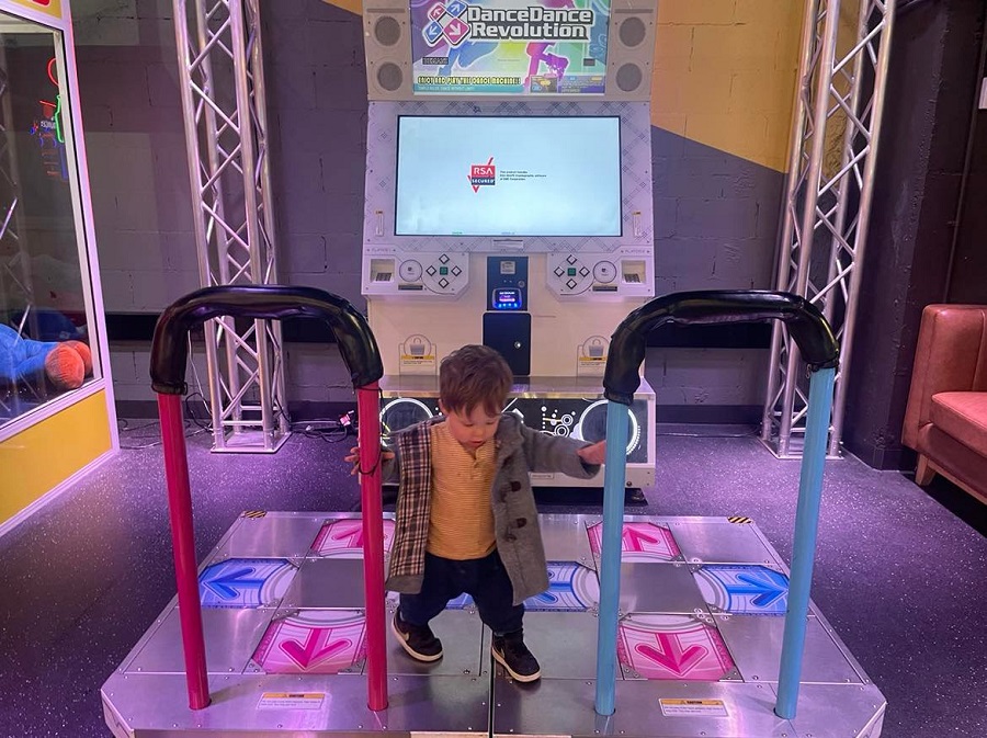 charlie dance dance revolution arcade