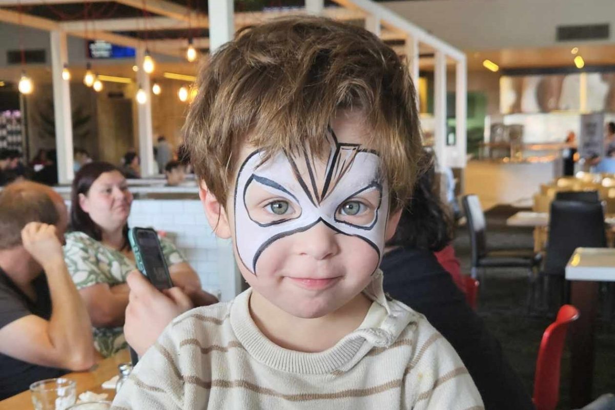 braybrook hotel face painter