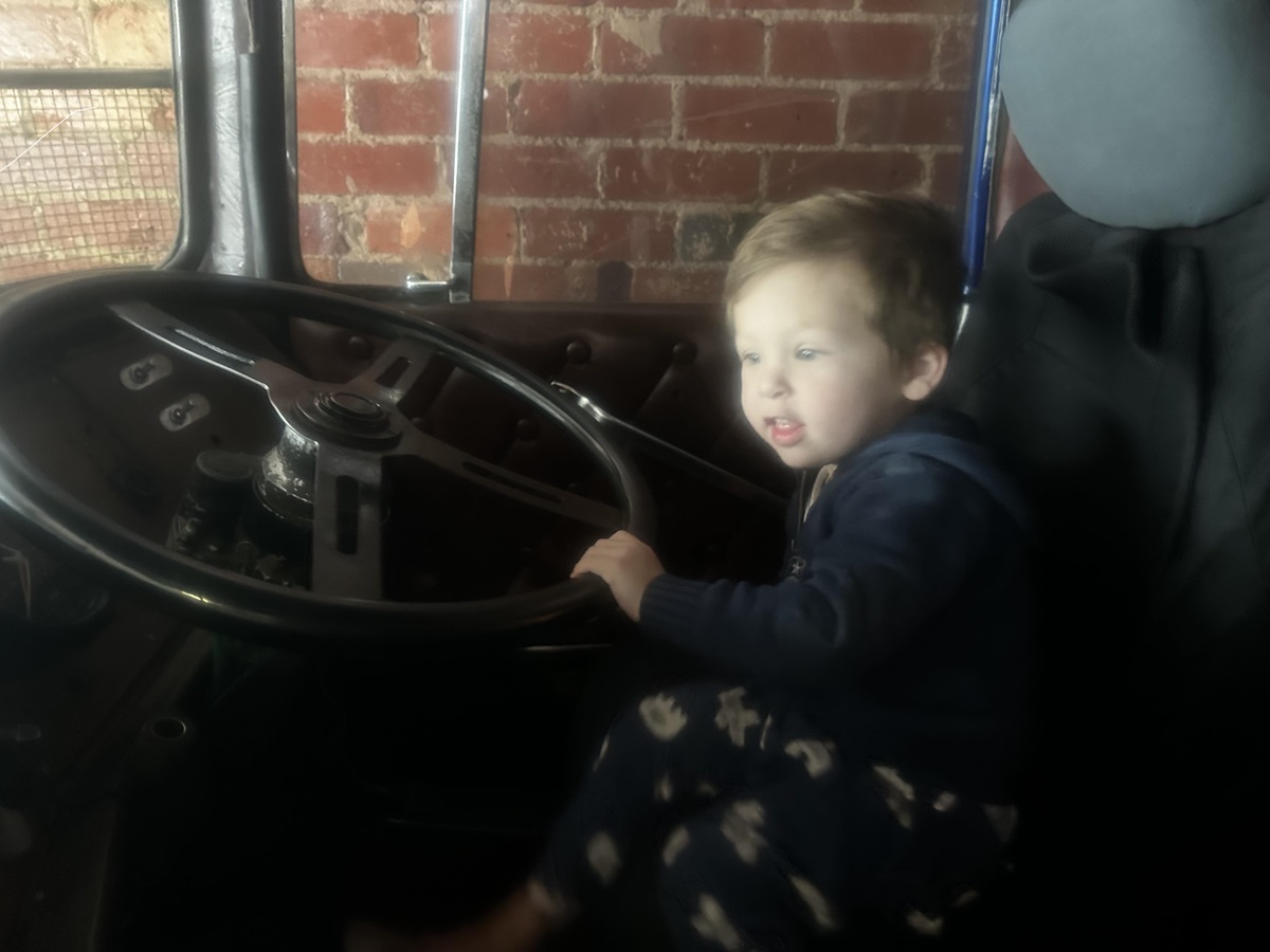 inside truckstop deluxe truck