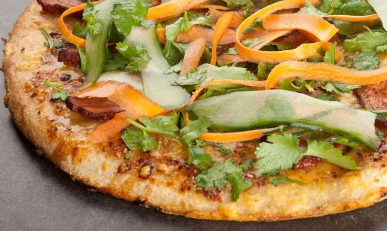 mad moose plucka duck pizza