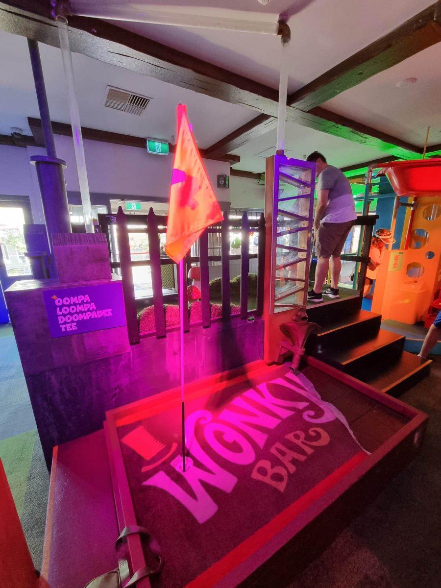 willy wonka mini golf holey moley perth